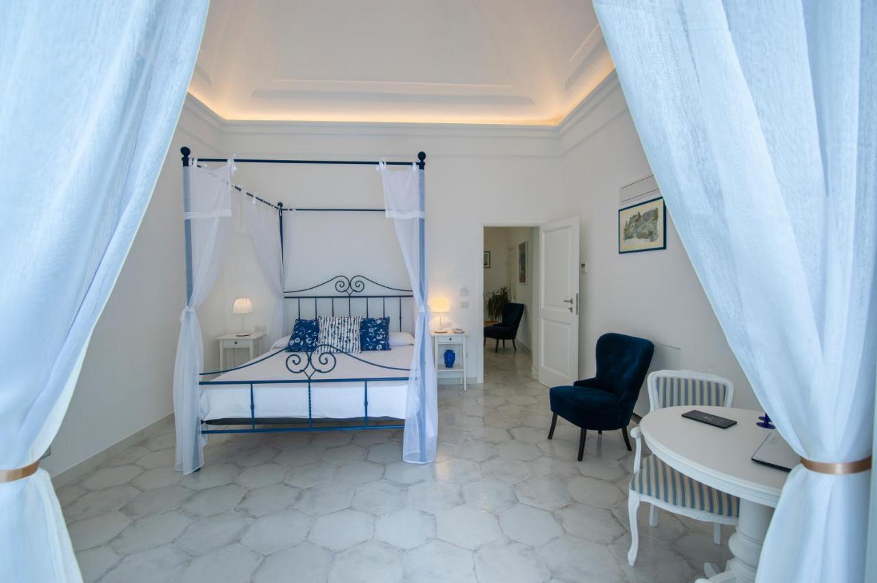 Hotel Terrazza Zaffiro Positano Exterior foto